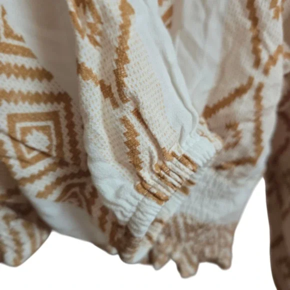 Surf Gypsy Island Tribal Top‎ M Caramel White Boho Peasant Blouse Crochet Beach - Picture 8 of 11